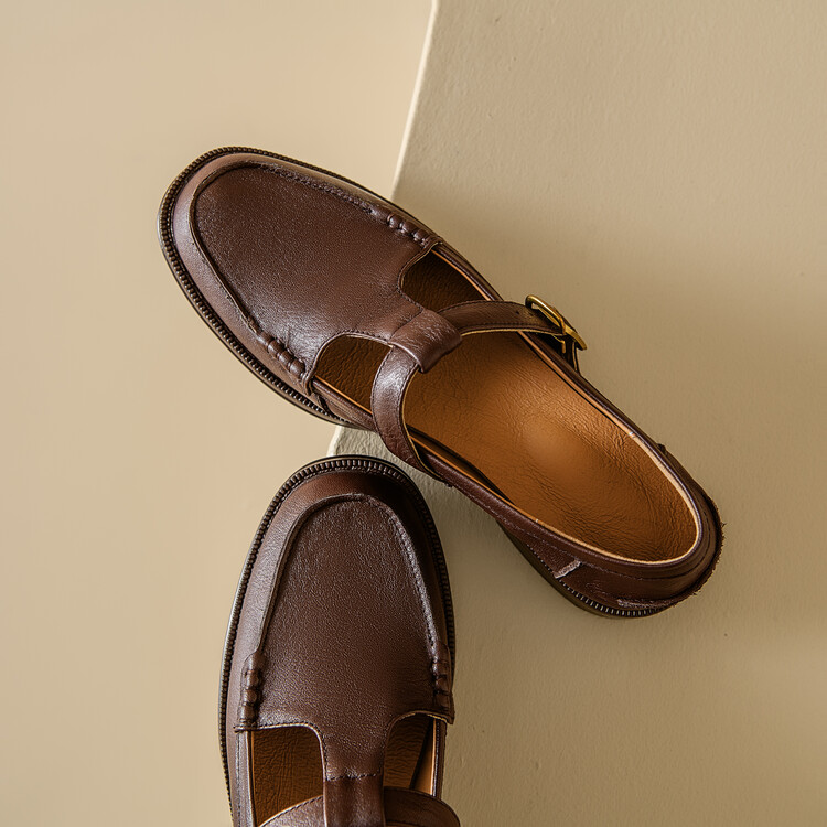 Women's Leather Loafers with Buckle Strap Low Heel Retro Style
