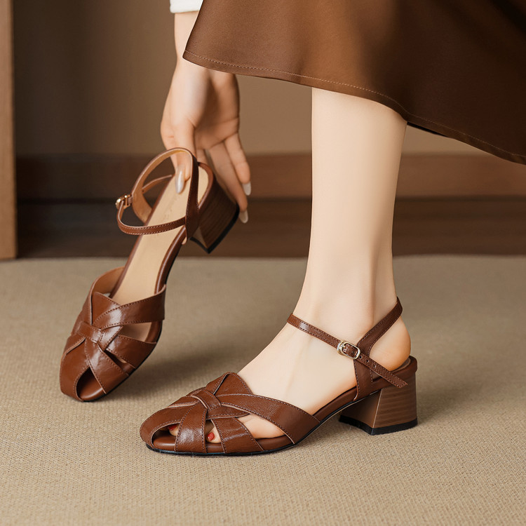 Women's Round Toe Block Heel Closed Toe Sandals - Summer Retro Low Top